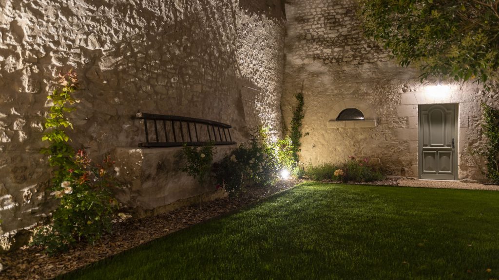 Jardin du Petit Munet éclairé de nuit